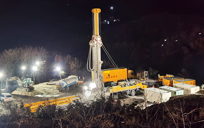 8b4aadae9dfc461dbde539692c97fd90