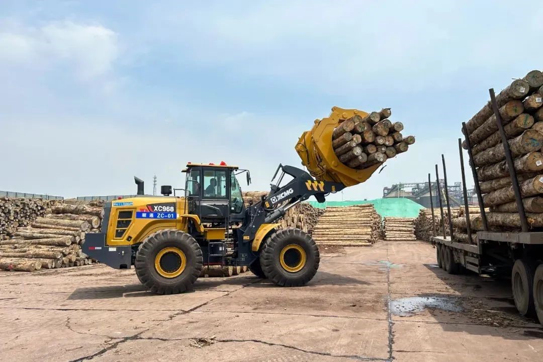 0d2f1e3985804d1d8bc3ba2d725cee93