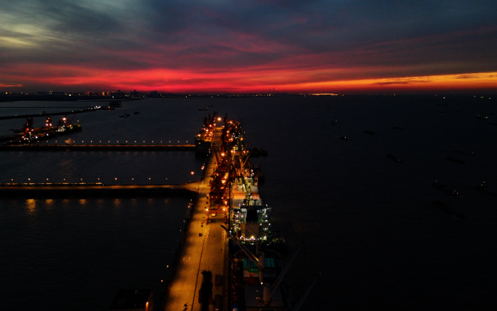 01ef3c37f5d645029c6b51dac94466a8