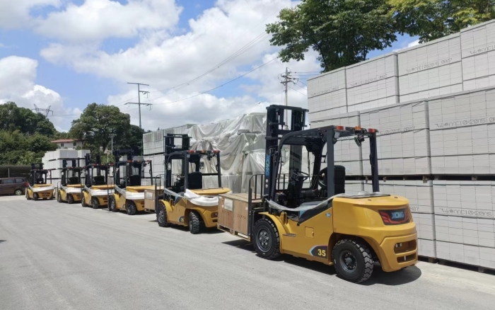 fb4f871b03ec4e3b8565cf7760d04c55