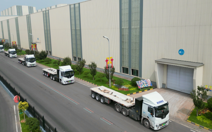 多次复购！！！百台NG电子游戏新能源牵引车交付河北邯郸