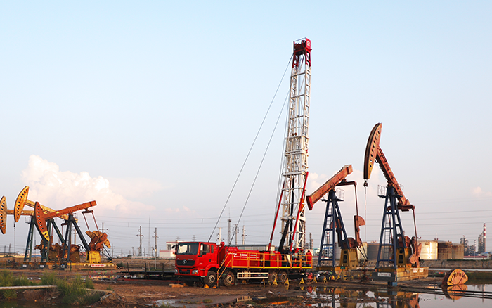 为修井注入“绿科技”，，，批量大吨位电动修井机交付