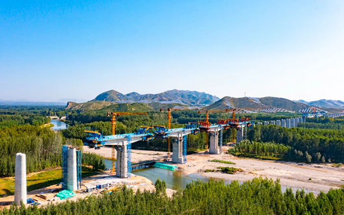 群塔筑雄忻！！！NG电子游戏助建山西首条时速350公里高铁