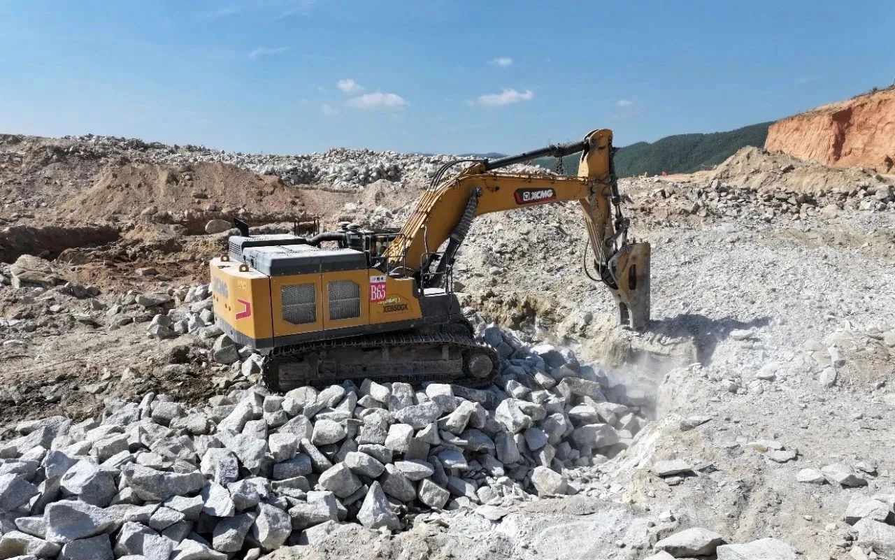 携手出击！！！NG电子游戏中大挖奏响新能源工业生长新序曲