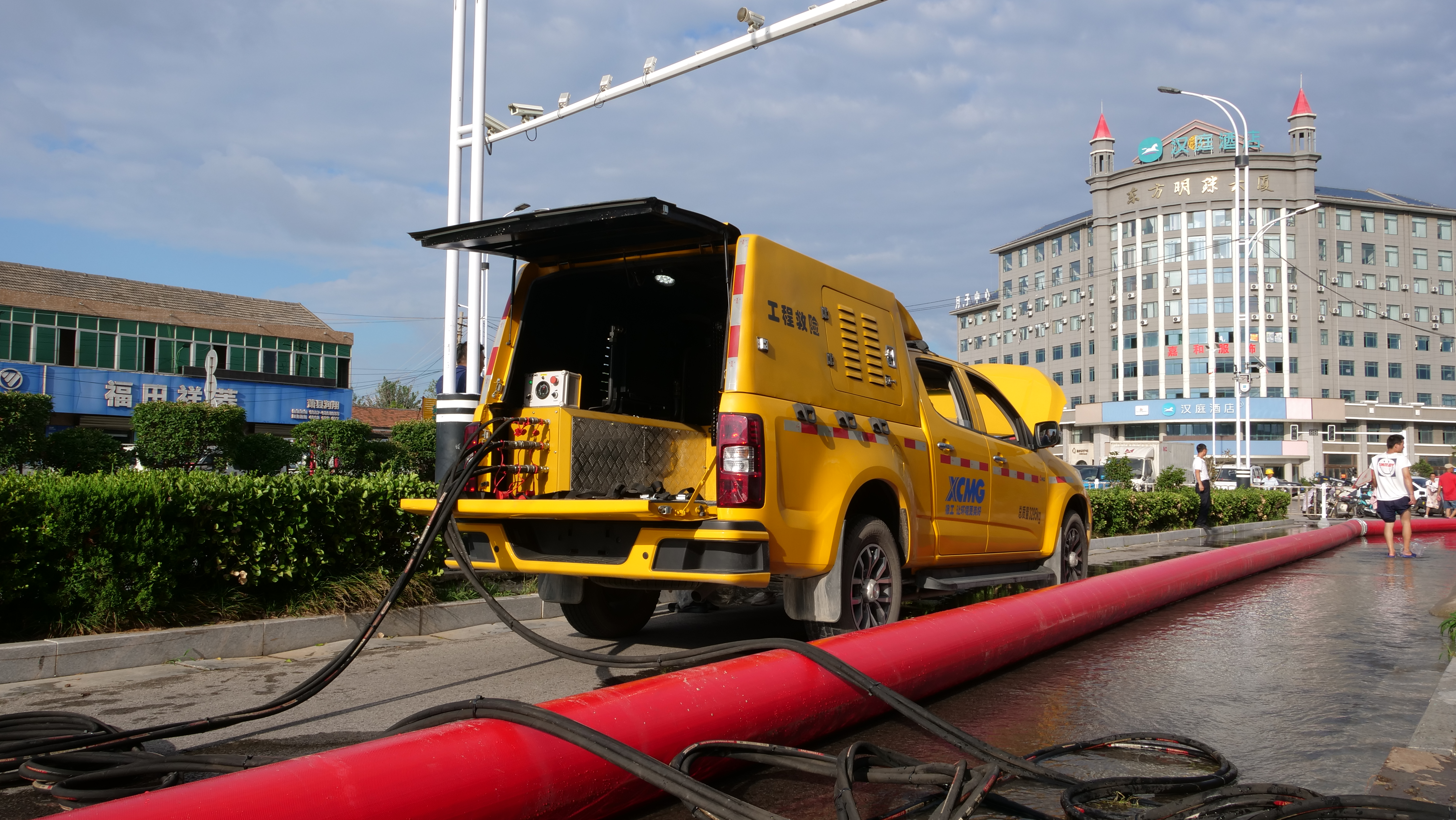 “皖”手偕行！！NG电子游戏排涝救援队紧迫出征！！