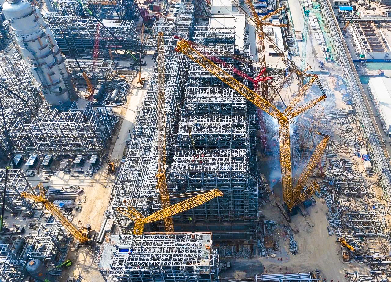 总重9000吨！！！XGC12000助力大型石化乙烯项目对流段？？？榈踝