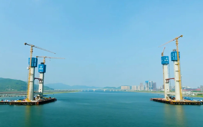 飞渡东海 | NG电子游戏群塔助建六横公路大桥一期工程