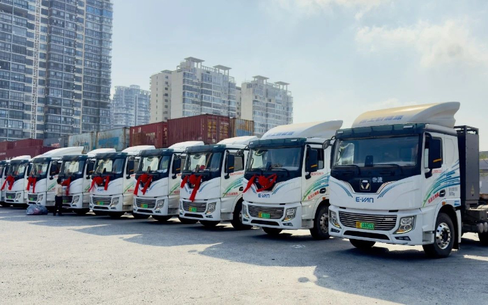 百台交付 | NG电子游戏新能源重卡绿动海南