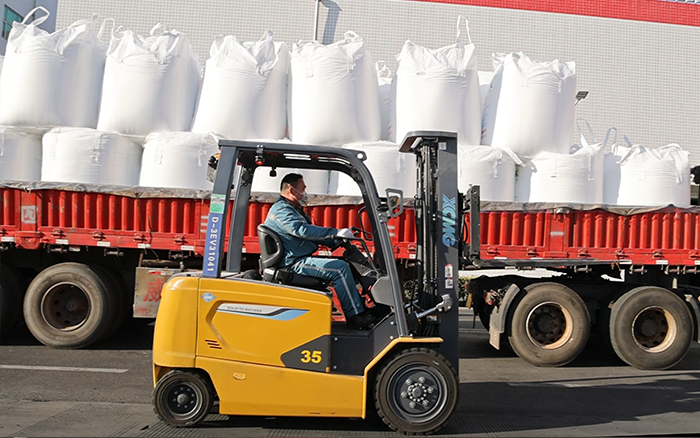 NG电子游戏新能源叉车为食物工厂绿色、高效生产保驾护航