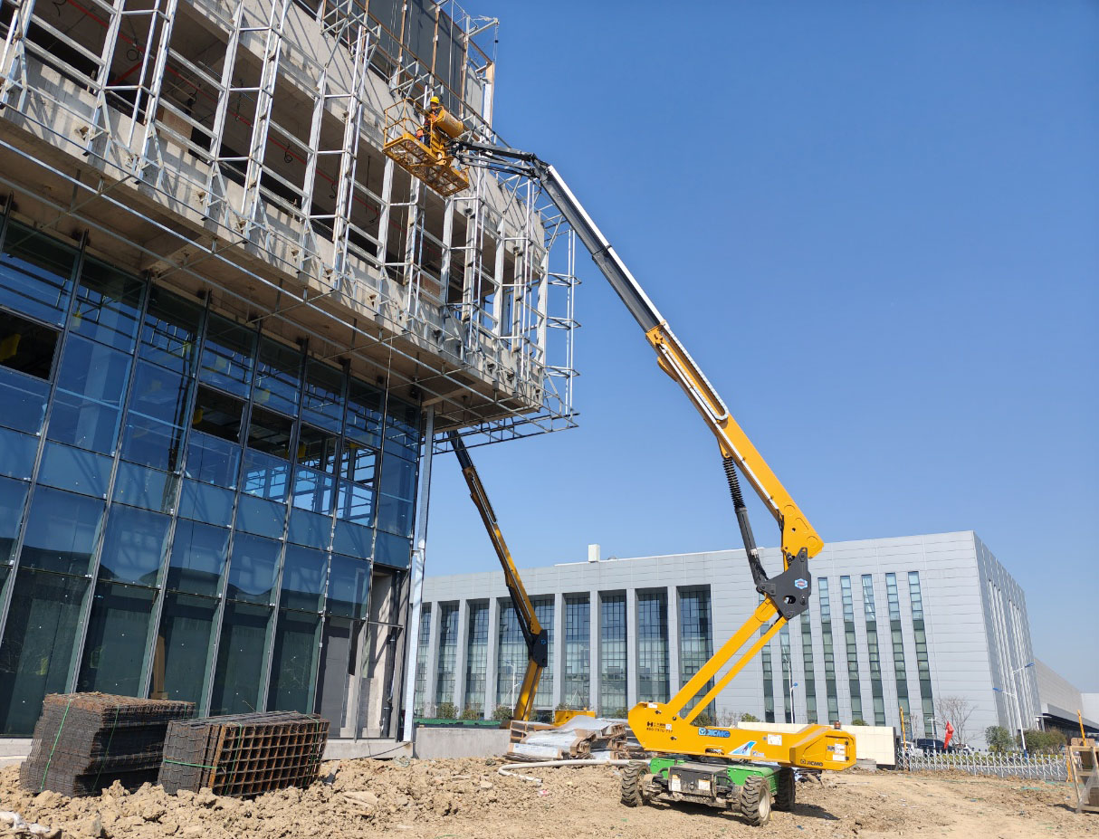 30-50米高空天团！！！NG电子游戏10余台直臂神器助力合肥新能源汽车工业园加速崛起