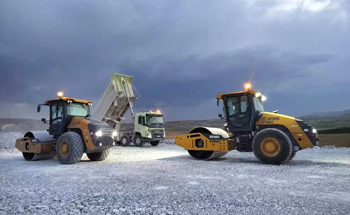 筑梦欧洲-土耳其：：：压路机岩石填方压实作业