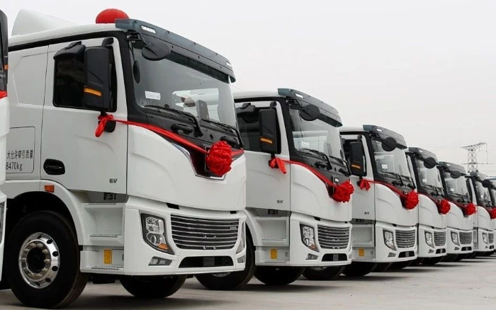 批量交付、千台订单！NG电子游戏新能源重卡“豫”见绿色未来