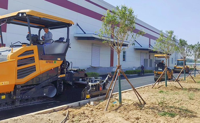 RP905：：：摊铺机界的“六边形战士”