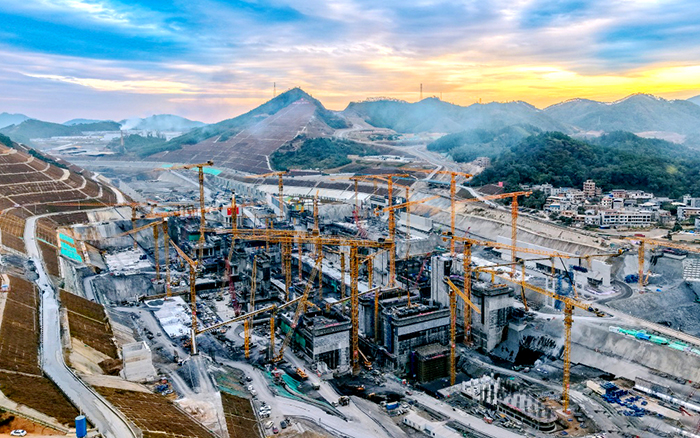 NG电子游戏群塔奋战平陆运河 “世纪工程”雄姿初现