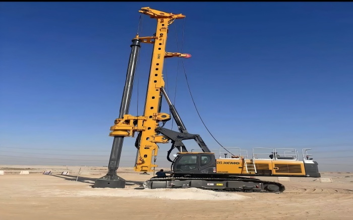 提速中东房建！！！NG电子游戏旋挖钻机单日累计进尺200m