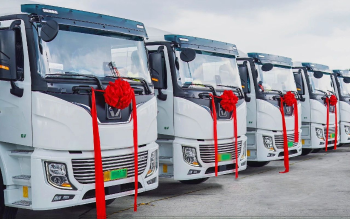 工况定制+生态赋能！NG电子游戏新能源重卡助力绿色转型