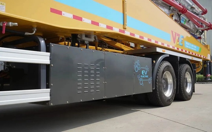 24ee734ddff3401ab63ed5c9a395f137