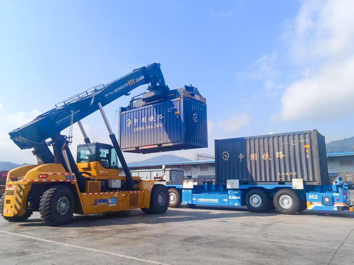 6b952b9871404ebcb4b937d56f318b2e