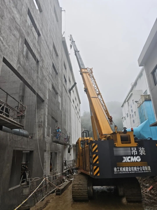 5米窄缝显神威！！！请看XGTC30L5助力破解“灰尘围城”！！！