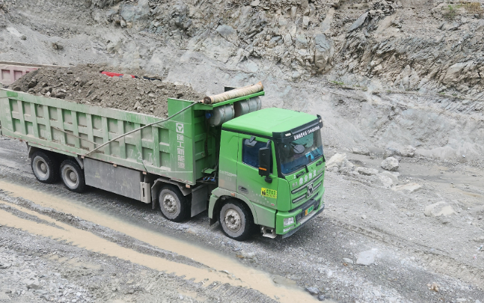 铸就信任基石，，，NG电子游戏汽车匠心打造可靠新能源重卡